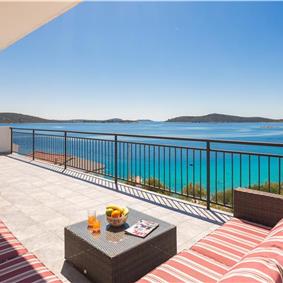 4 Bedroom Villa with Pool near Milna, Brac Island Sleeps 8 